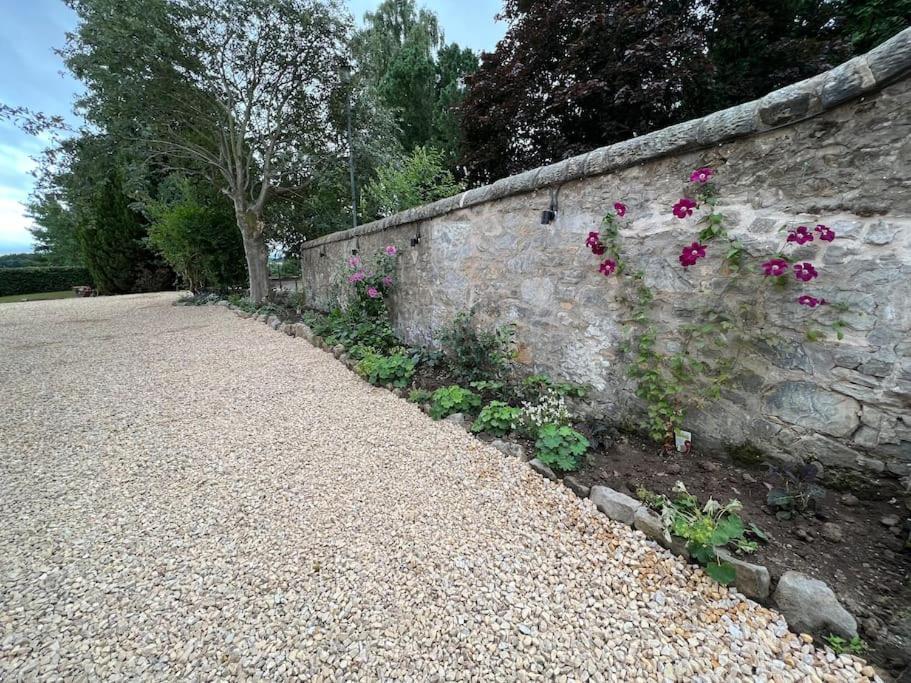 Quaint Self Contained Cottage Near Edinburgh. Loanhead Exterior foto